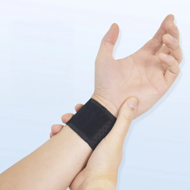 가죽손목보호대